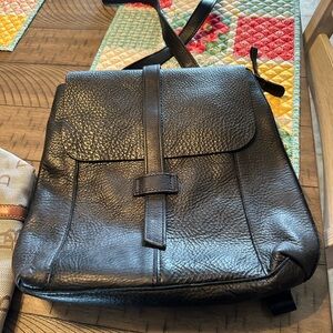 Duluth Leather Crossbody Sling Bag Backpack - Black